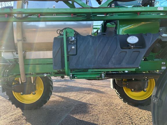 2019 John Deere R4038 Sprayer/High Clearance