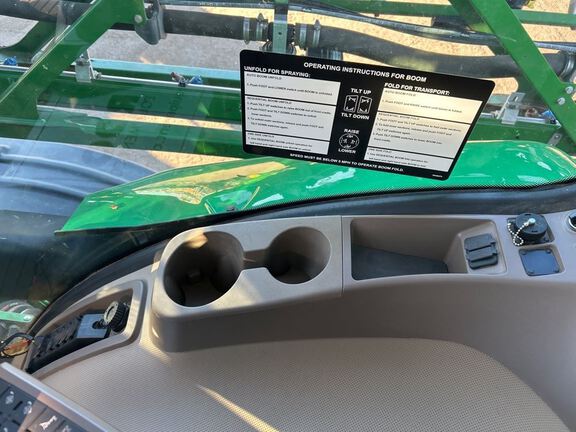 2019 John Deere R4038 Sprayer/High Clearance