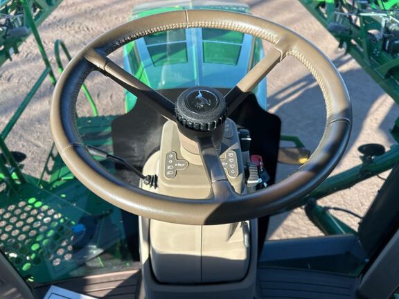 2019 John Deere R4038 Sprayer/High Clearance