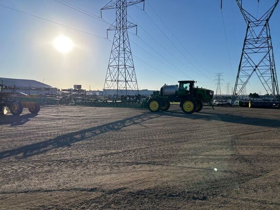 2019 John Deere R4038 Sprayer/High Clearance