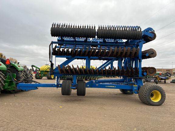 2018 Landoll 7833-40 Disk