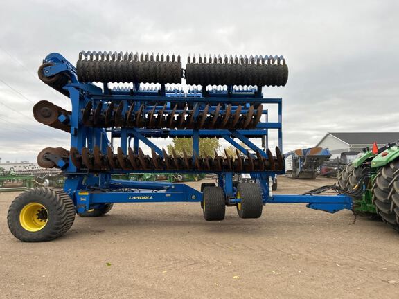 2018 Landoll 7833-40 Disk