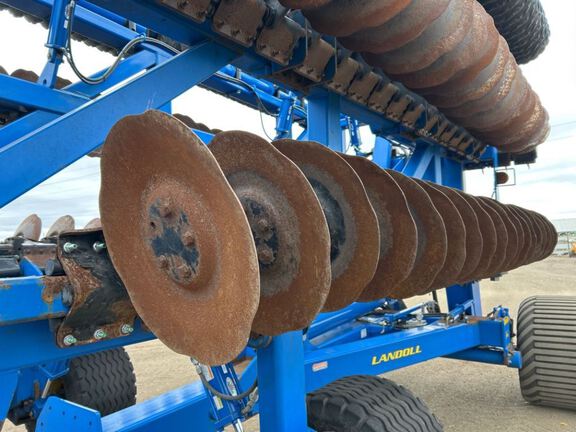 2018 Landoll 7833-40 Disk
