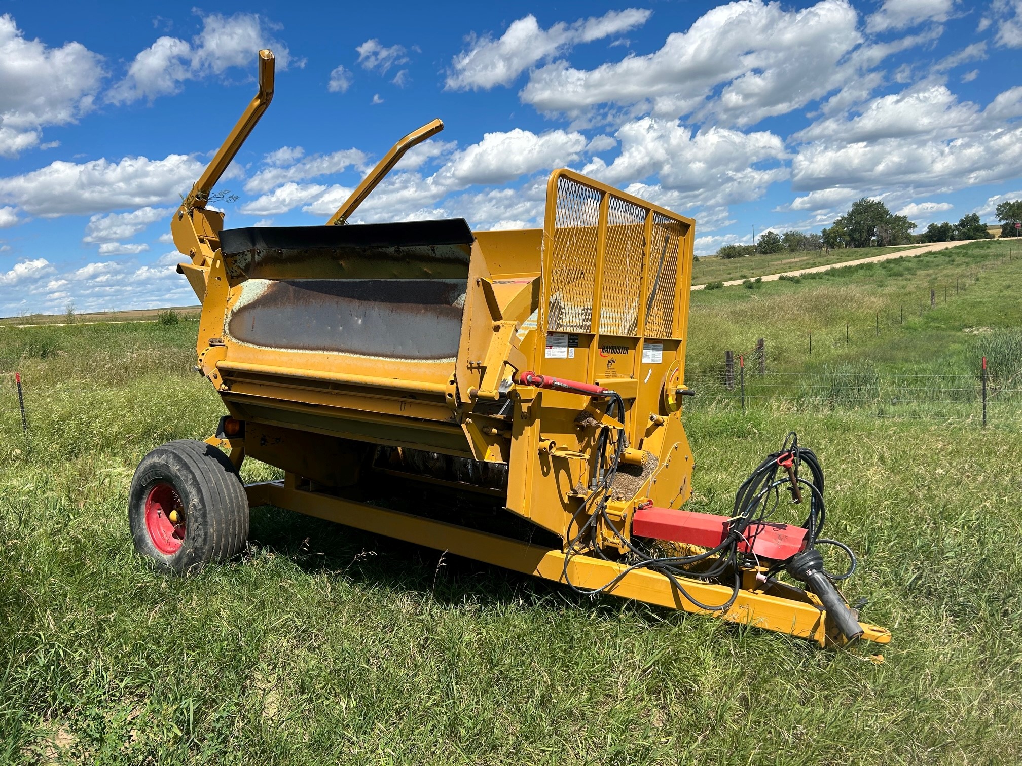 2013 Haybuster 2650 Bale Processor