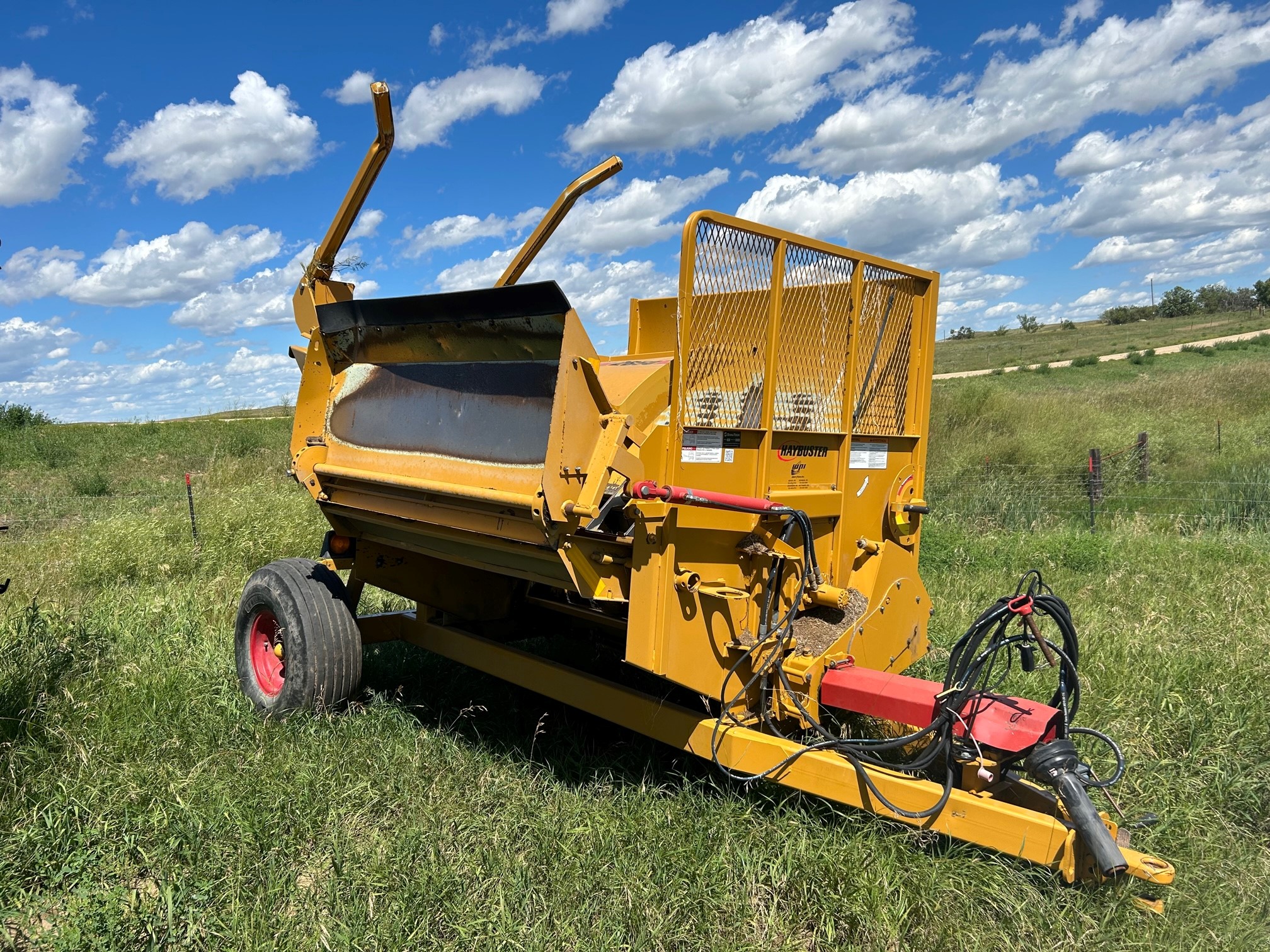 2013 Haybuster 2650 Bale Processor