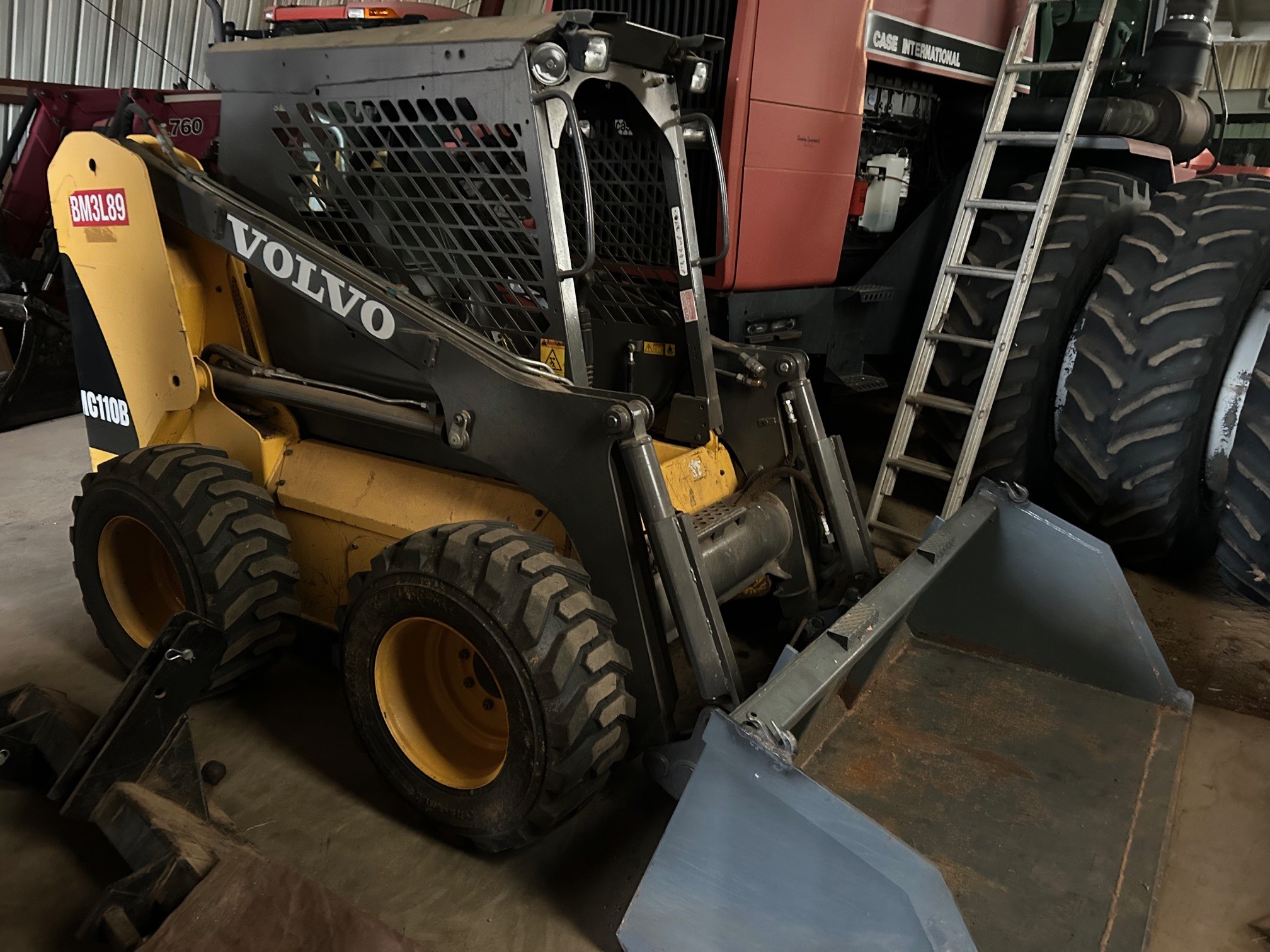 2008 Volvo MC110B Skid Steer Loader