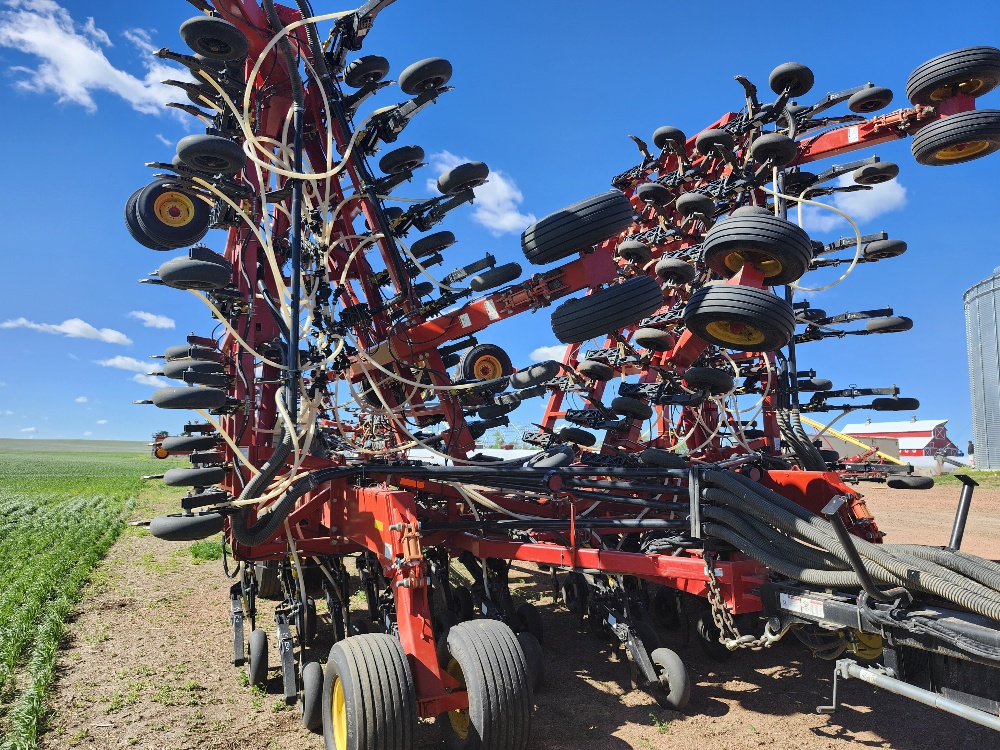 2014 Bourgault 3320 Air Drill