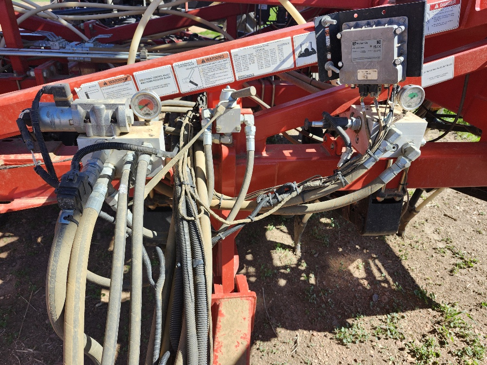 2014 Bourgault 3320 Air Drill