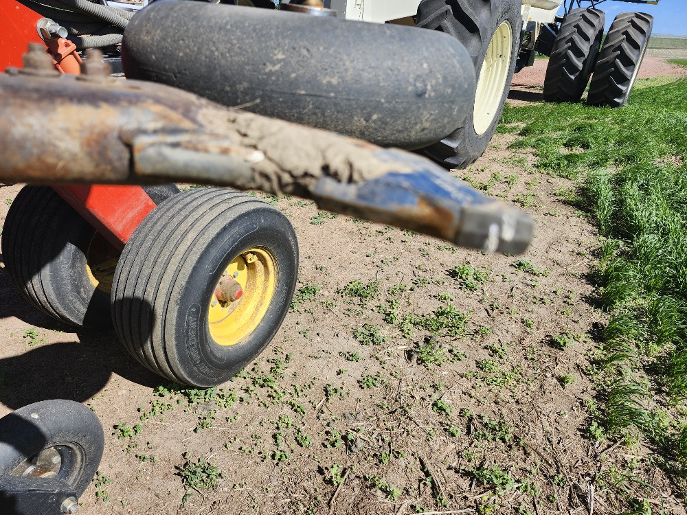 2014 Bourgault 3320 Air Drill