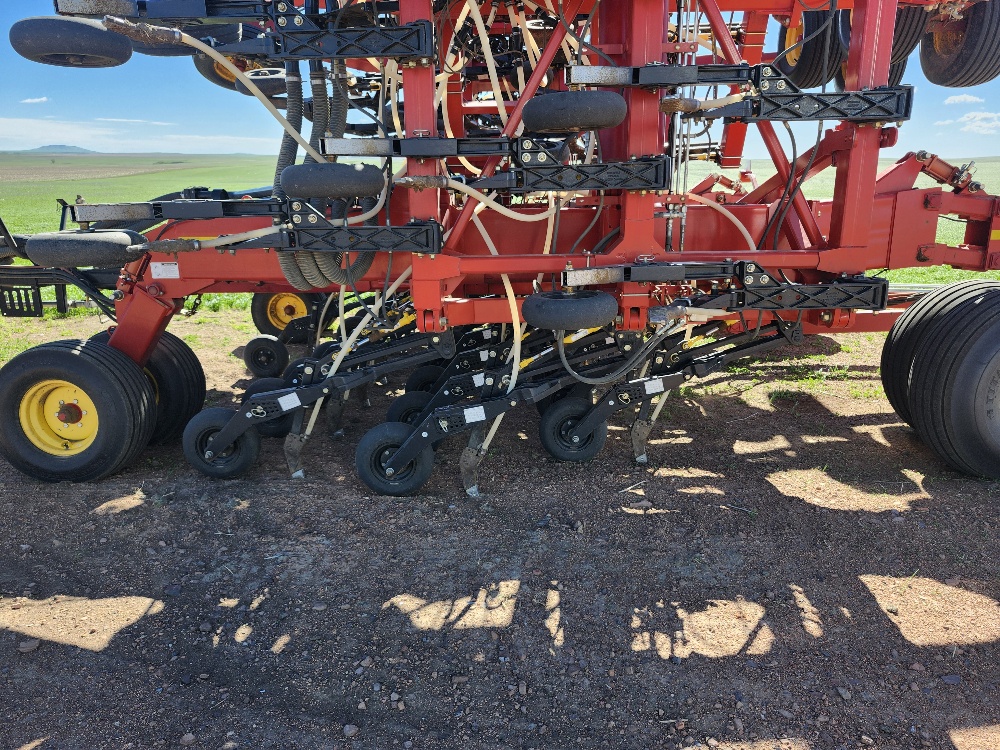 2014 Bourgault 3320 Air Drill