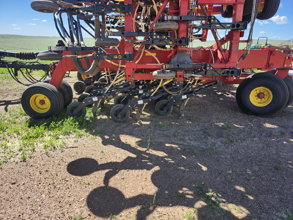 2010 Bourgault 3310 Air Drill