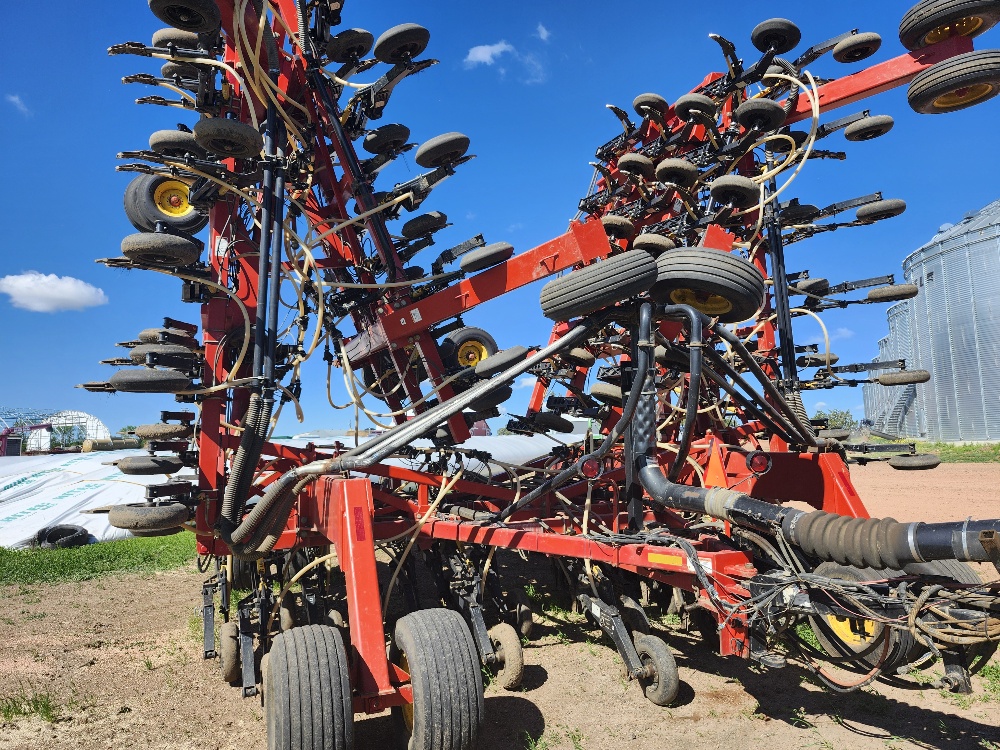 2010 Bourgault 3310 Air Drill