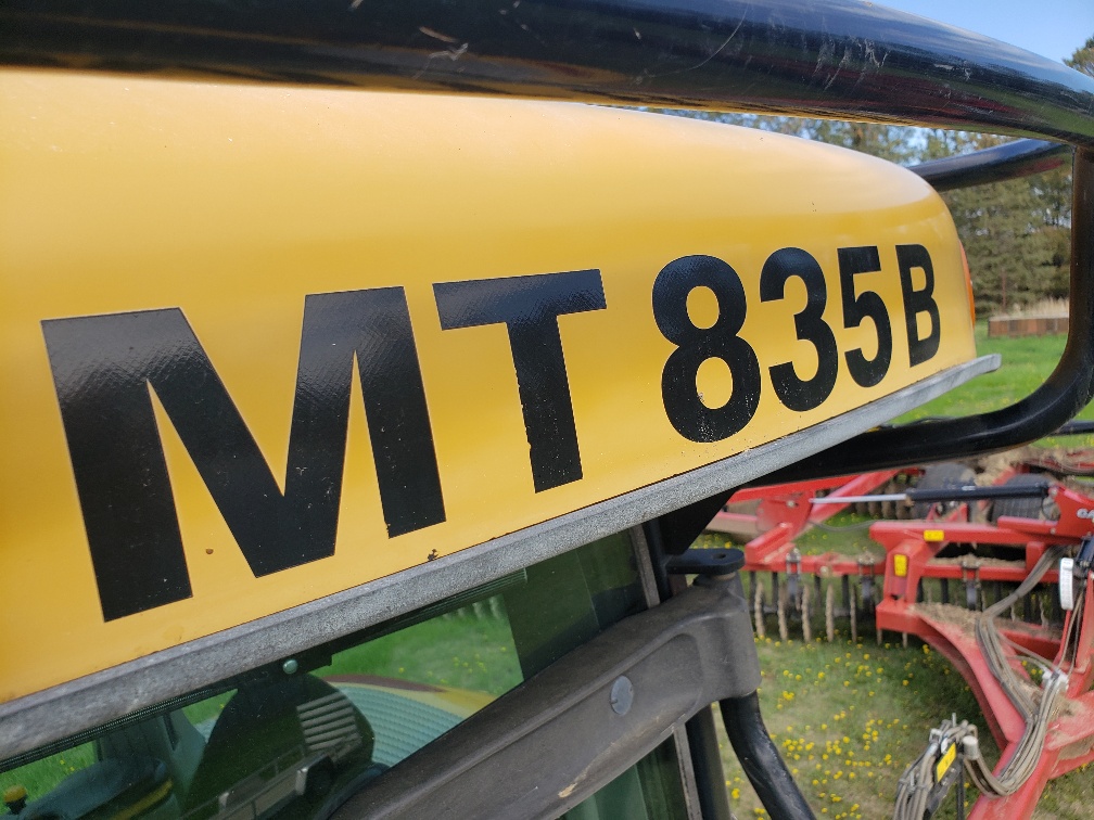 2006 Challenger MT835B Tractor