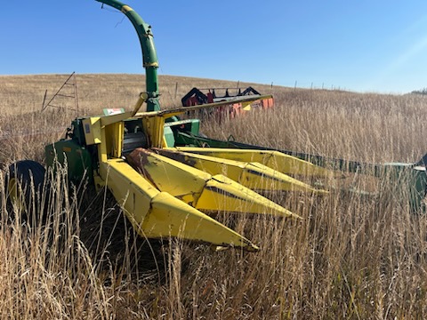 1988 John Deere 3970 Forage Harvester