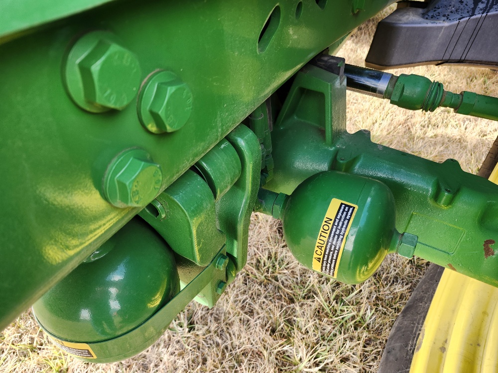 2018 John Deere 6175R Tractor