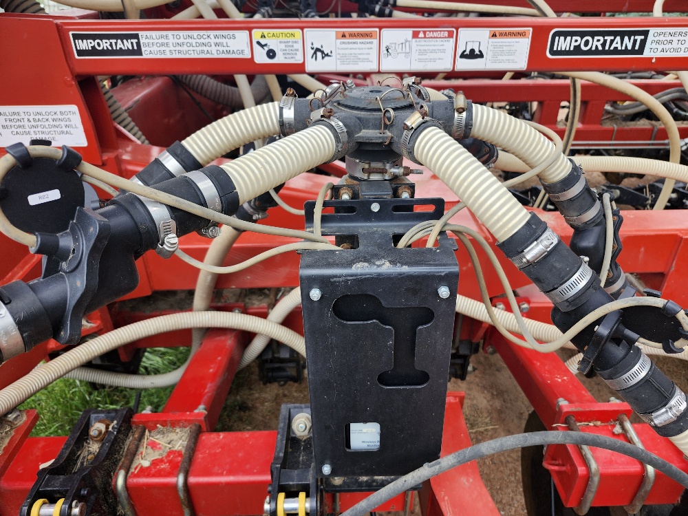 2015 Bourgault 3720-60/ 7700-A Air Drill