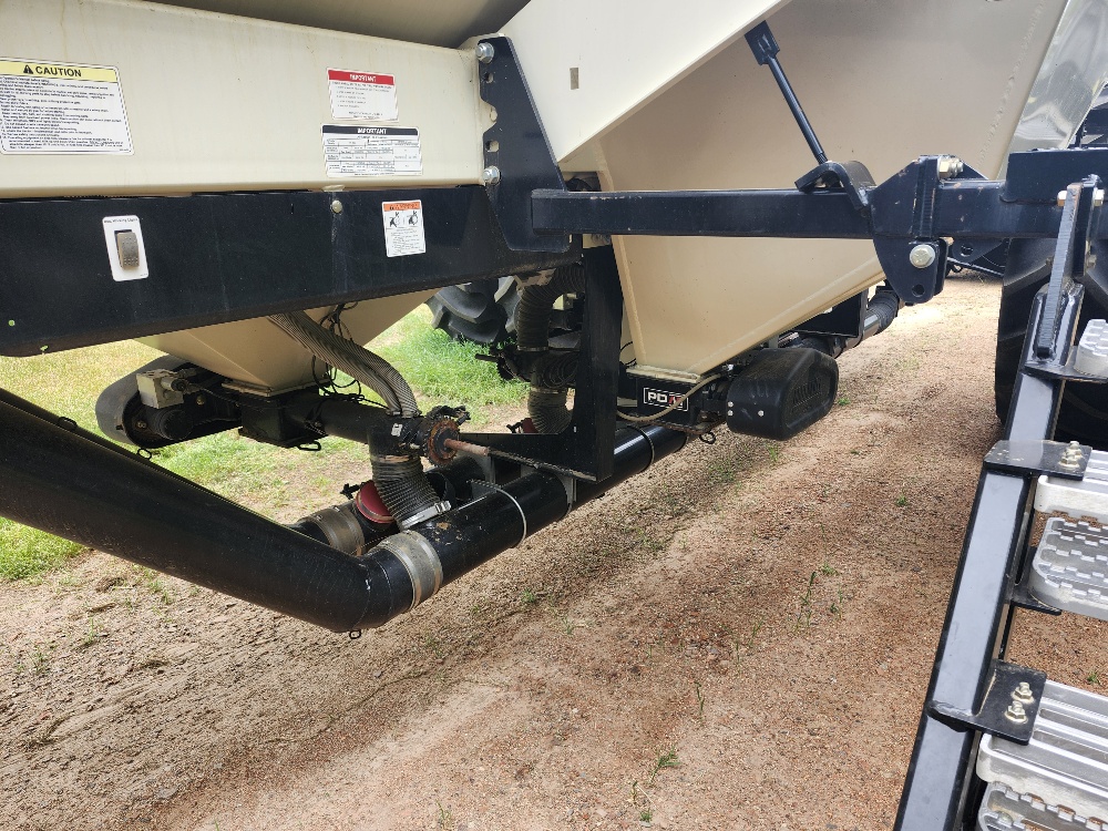 2015 Bourgault 3720-60/ 7700-A Air Drill