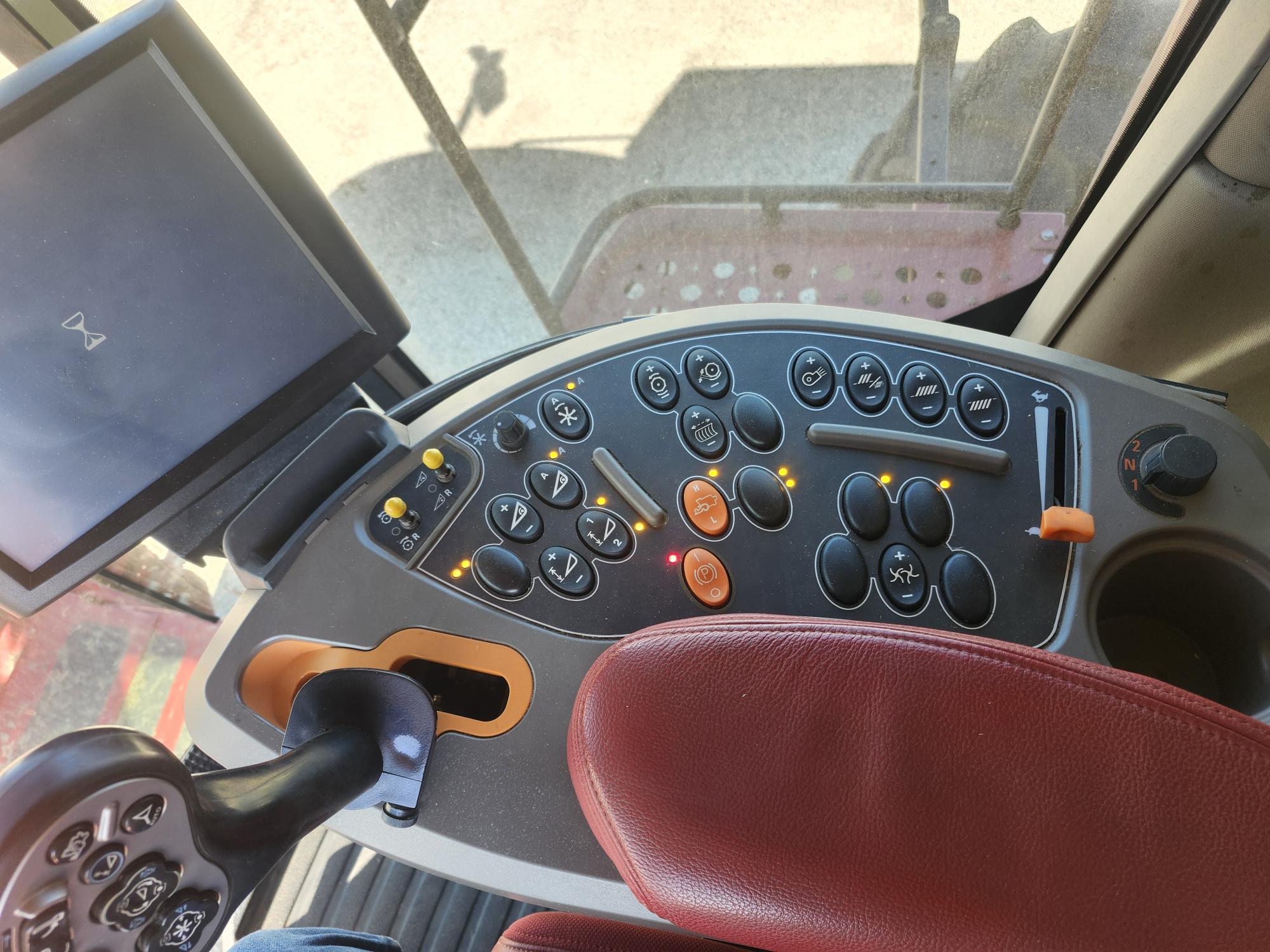2023 Case IH AF8250 Combine