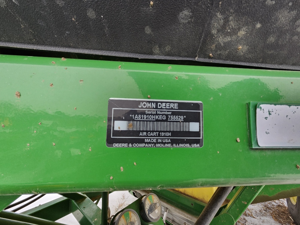 2014 John Deere 1895 Air Drill