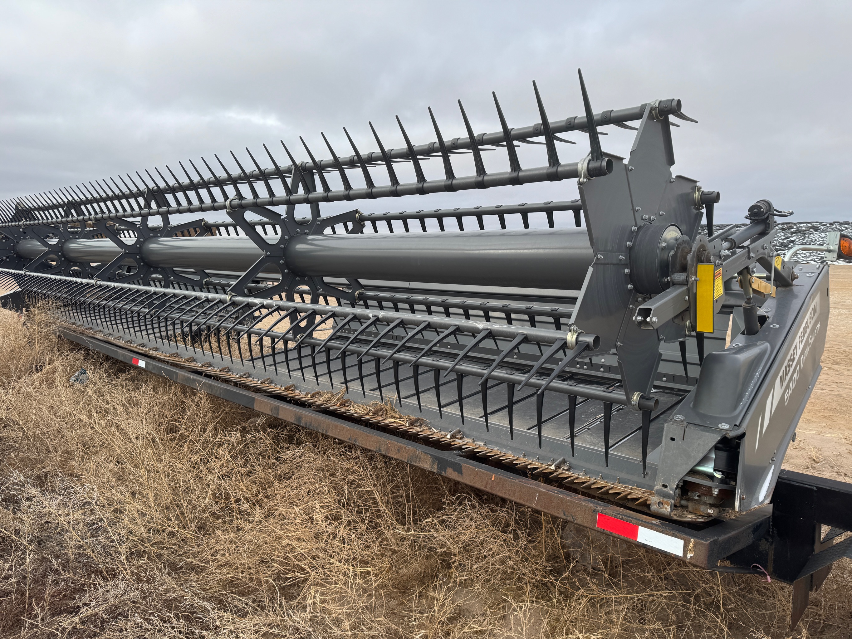 2022 Massey Ferguson 5400DS Header Draper