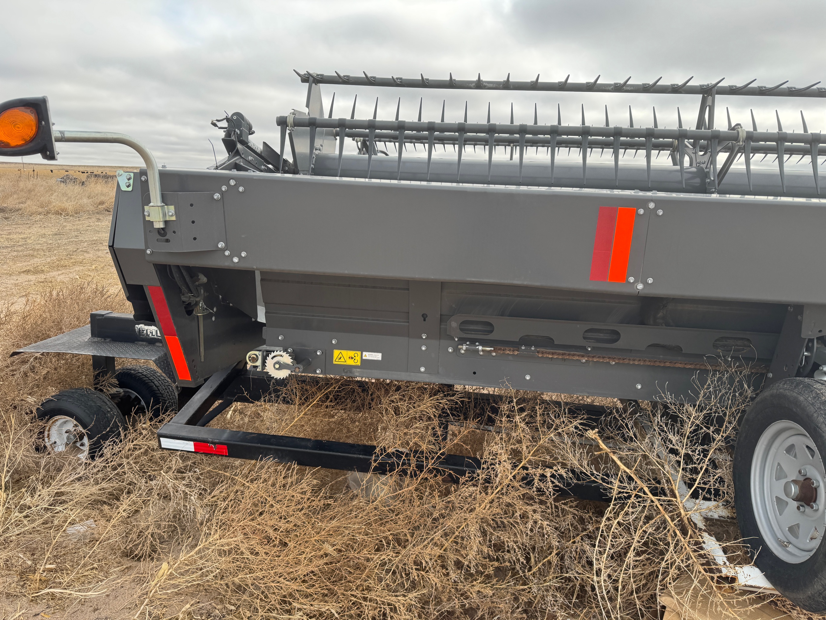 2022 Massey Ferguson 5400DS Header Draper