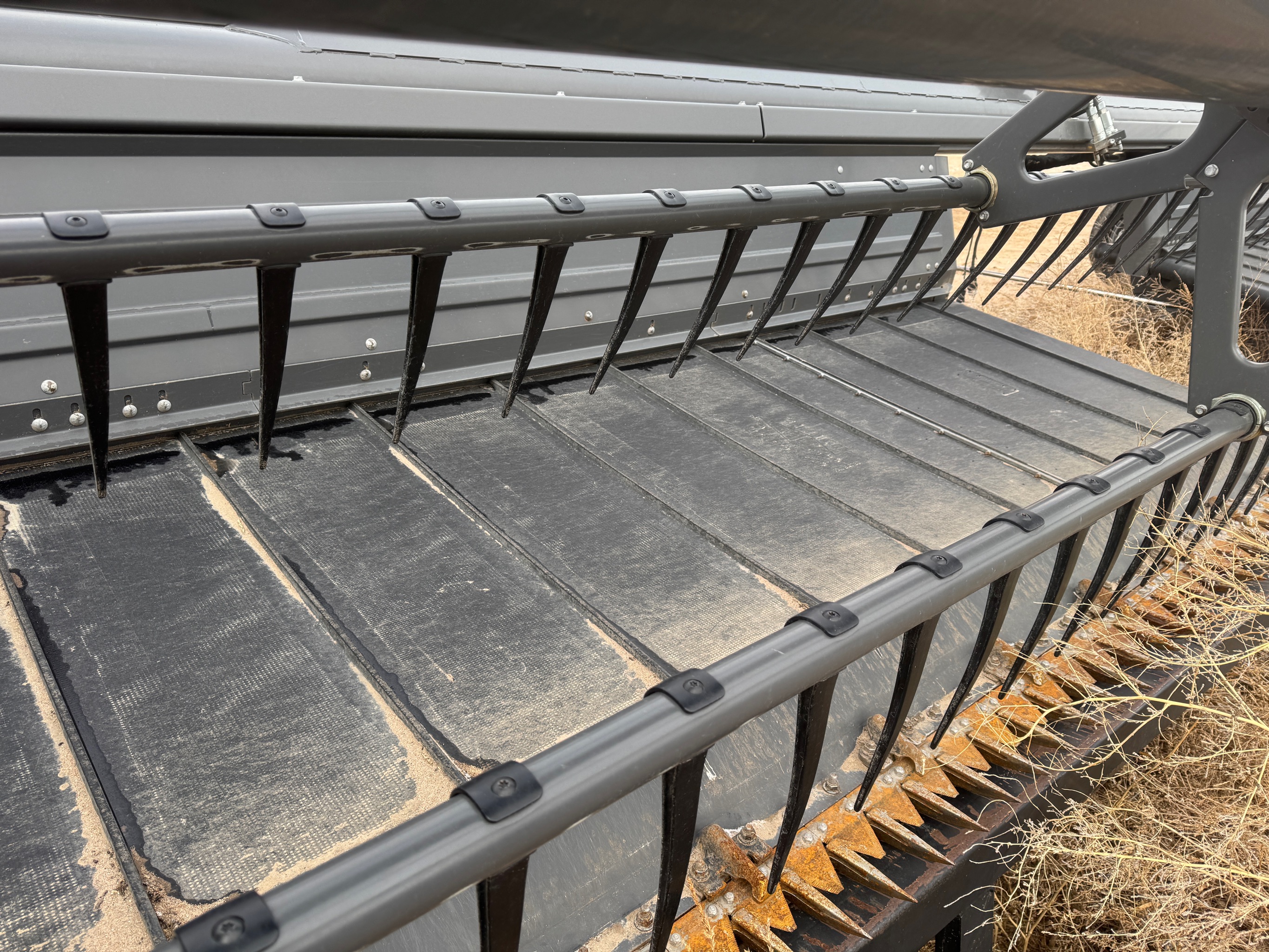 2022 Massey Ferguson 5400DS Header Draper