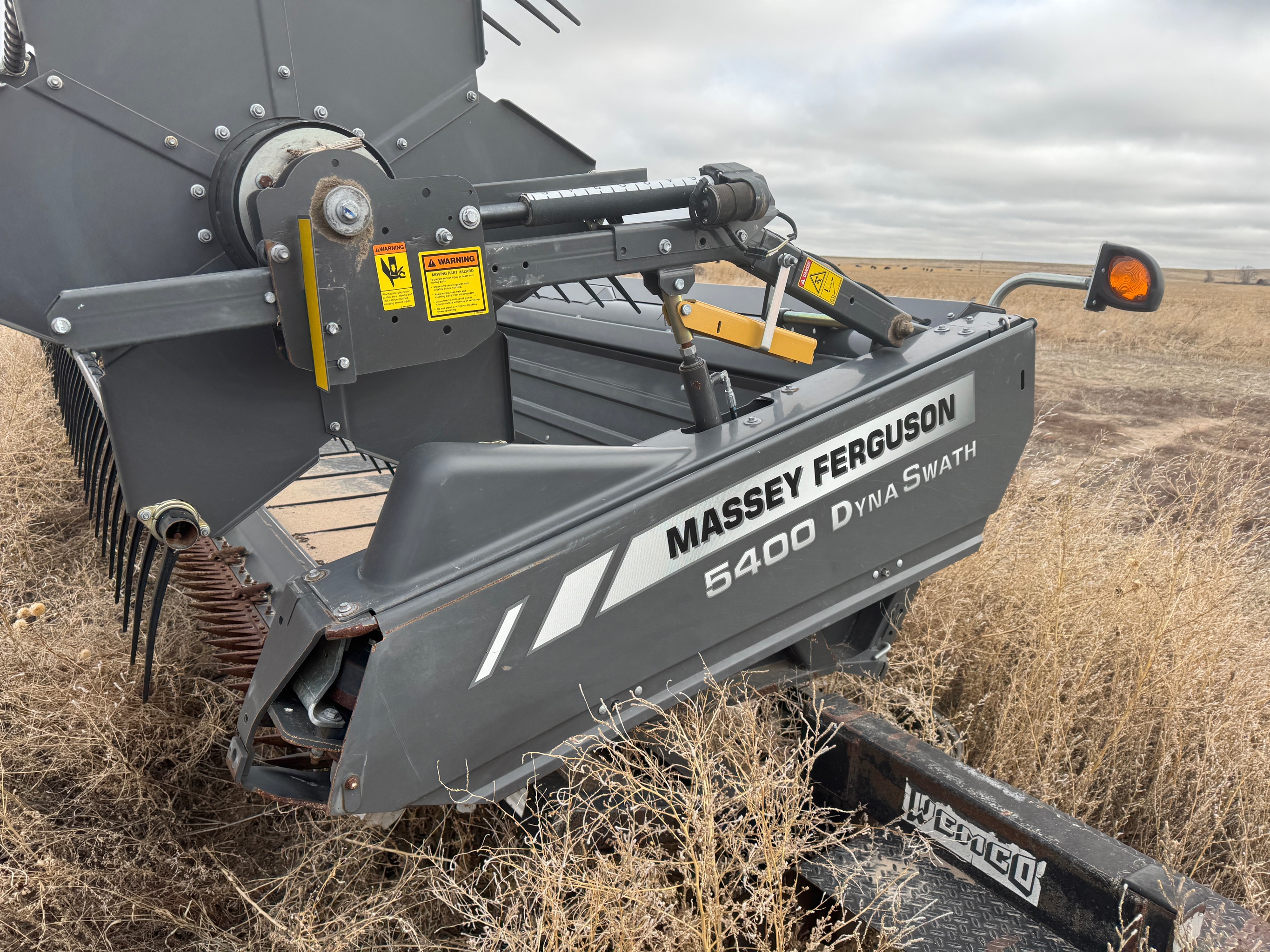 2022 Massey Ferguson 5400DS Header Draper