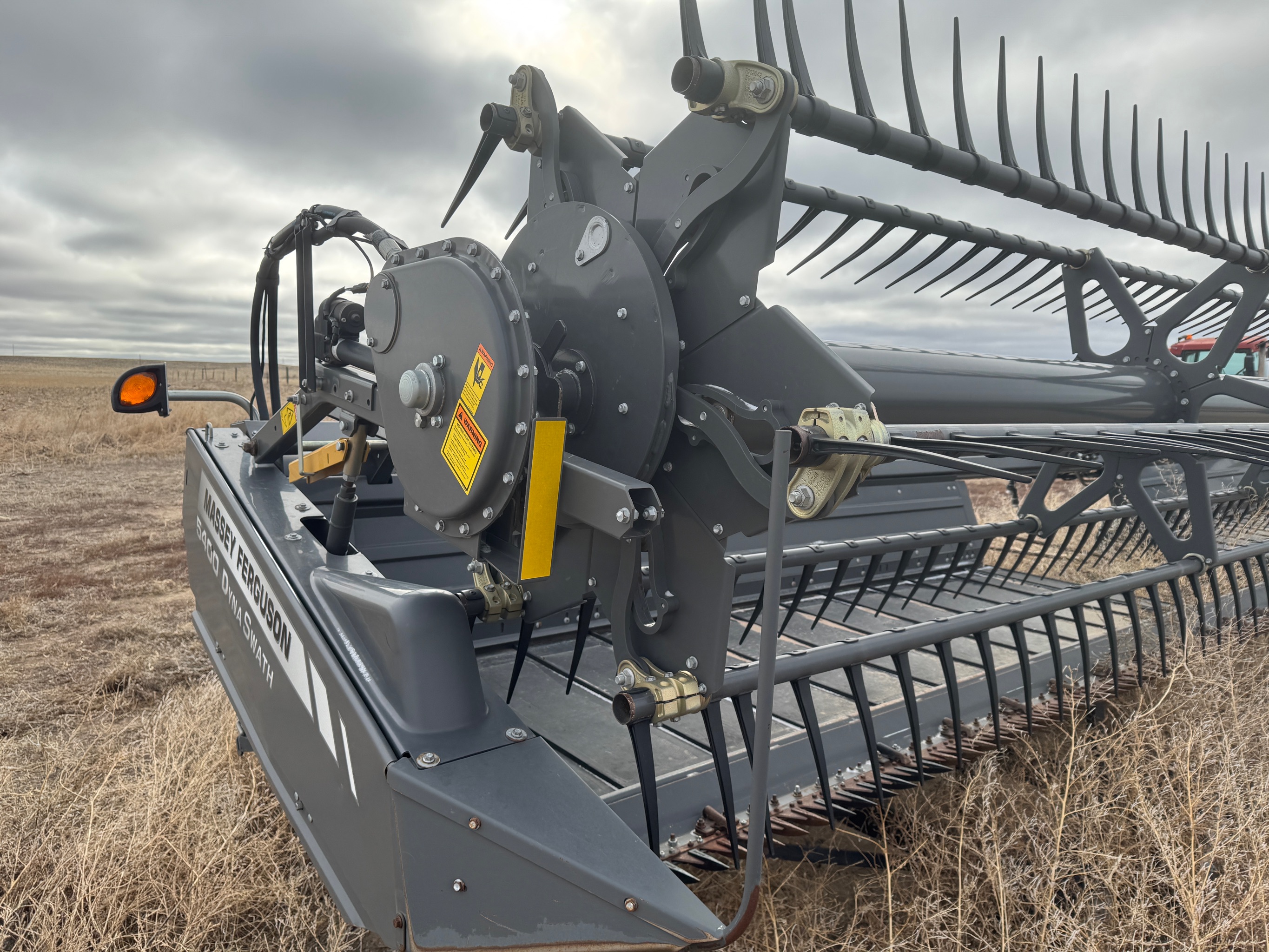 2022 Massey Ferguson 5400DS Header Draper