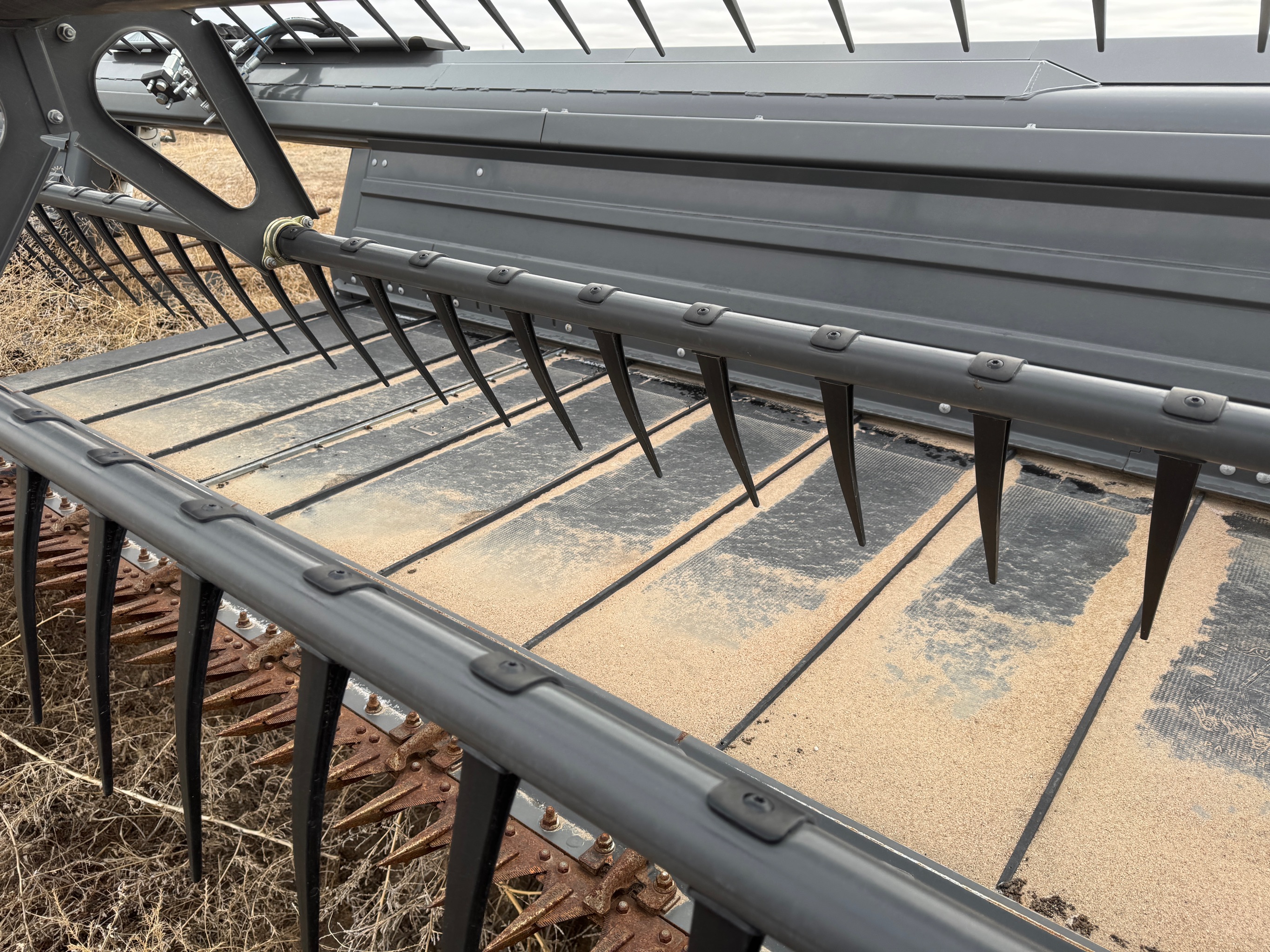 2022 Massey Ferguson 5400DS Header Draper