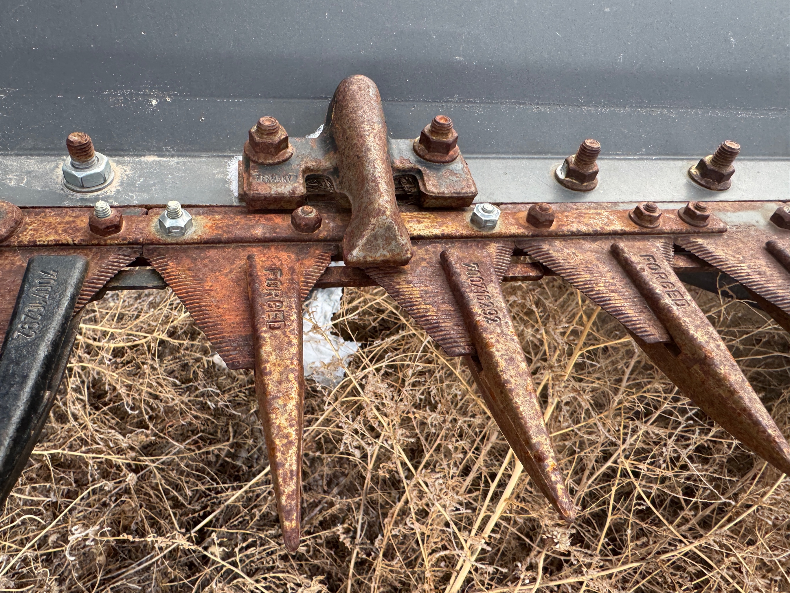 2022 Massey Ferguson 5400DS Header Draper