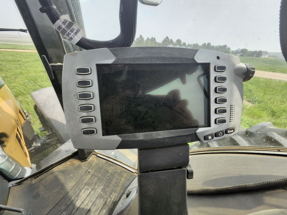 2014 Challenger MT675D Tractor