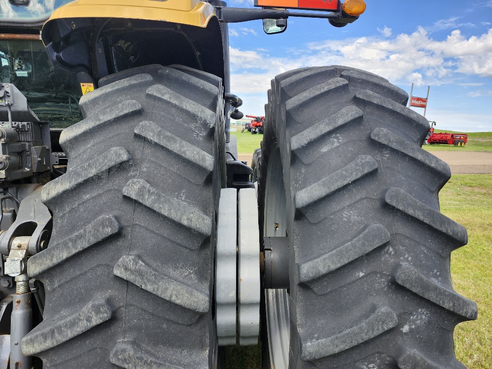 2014 Challenger MT675D Tractor