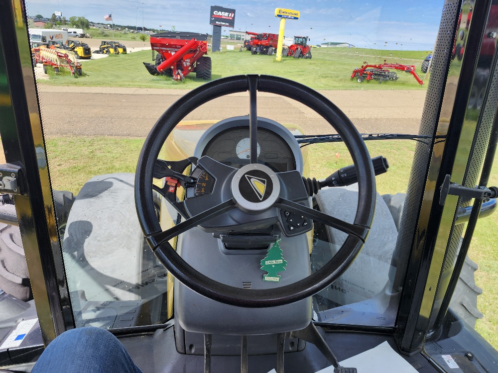 2014 Challenger MT675D Tractor