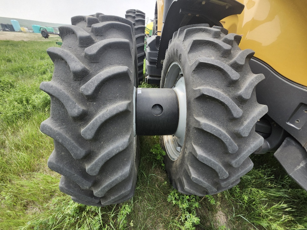 2014 Challenger MT675D Tractor