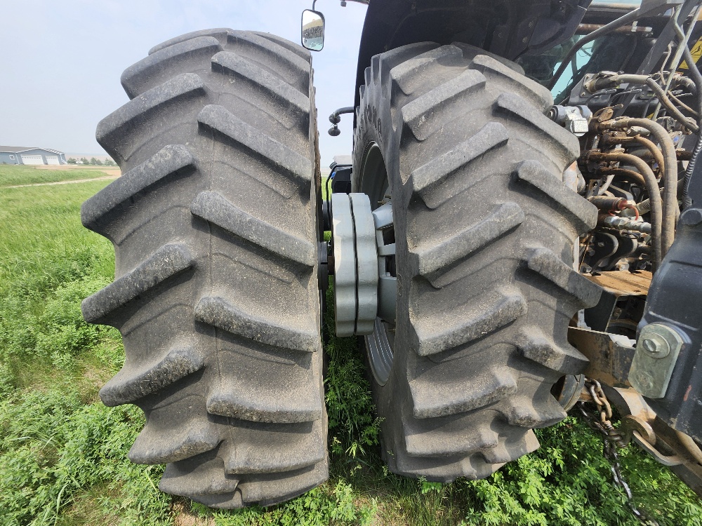 2014 Challenger MT675D Tractor