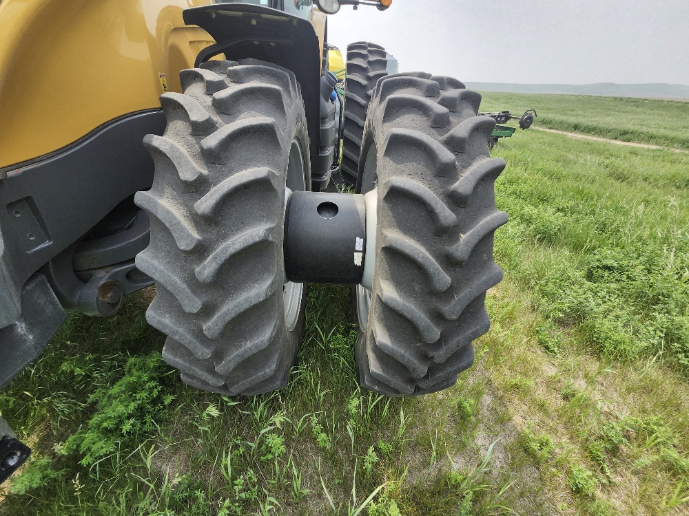 2014 Challenger MT675D Tractor