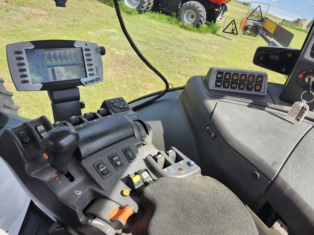 2014 Challenger MT675D Tractor