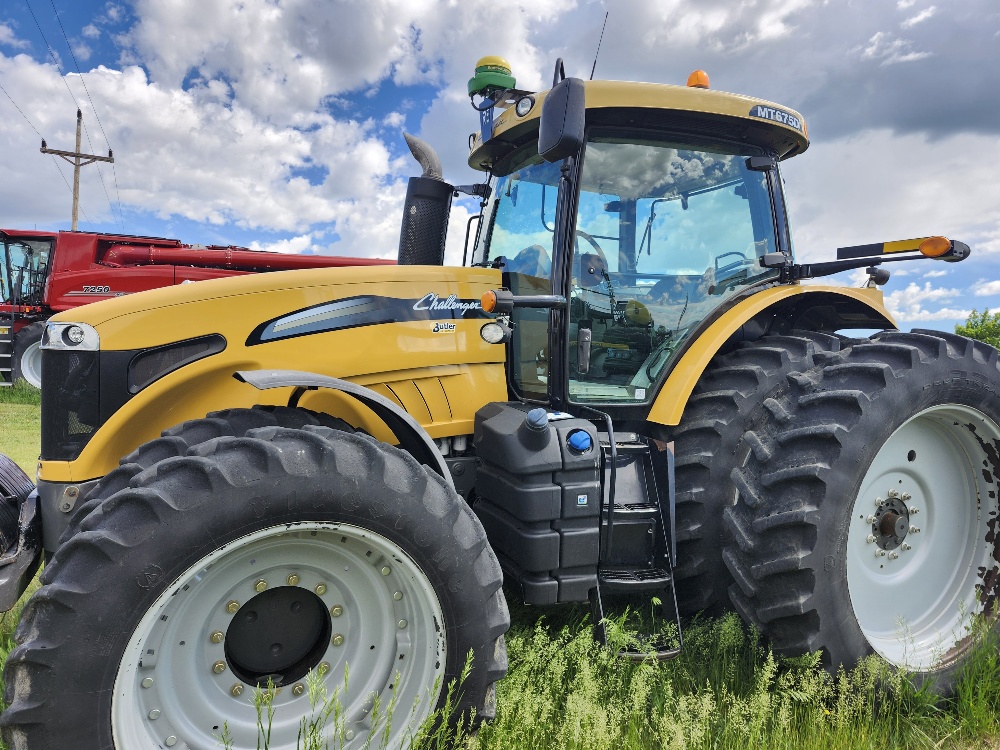 2014 Challenger MT675D Tractor