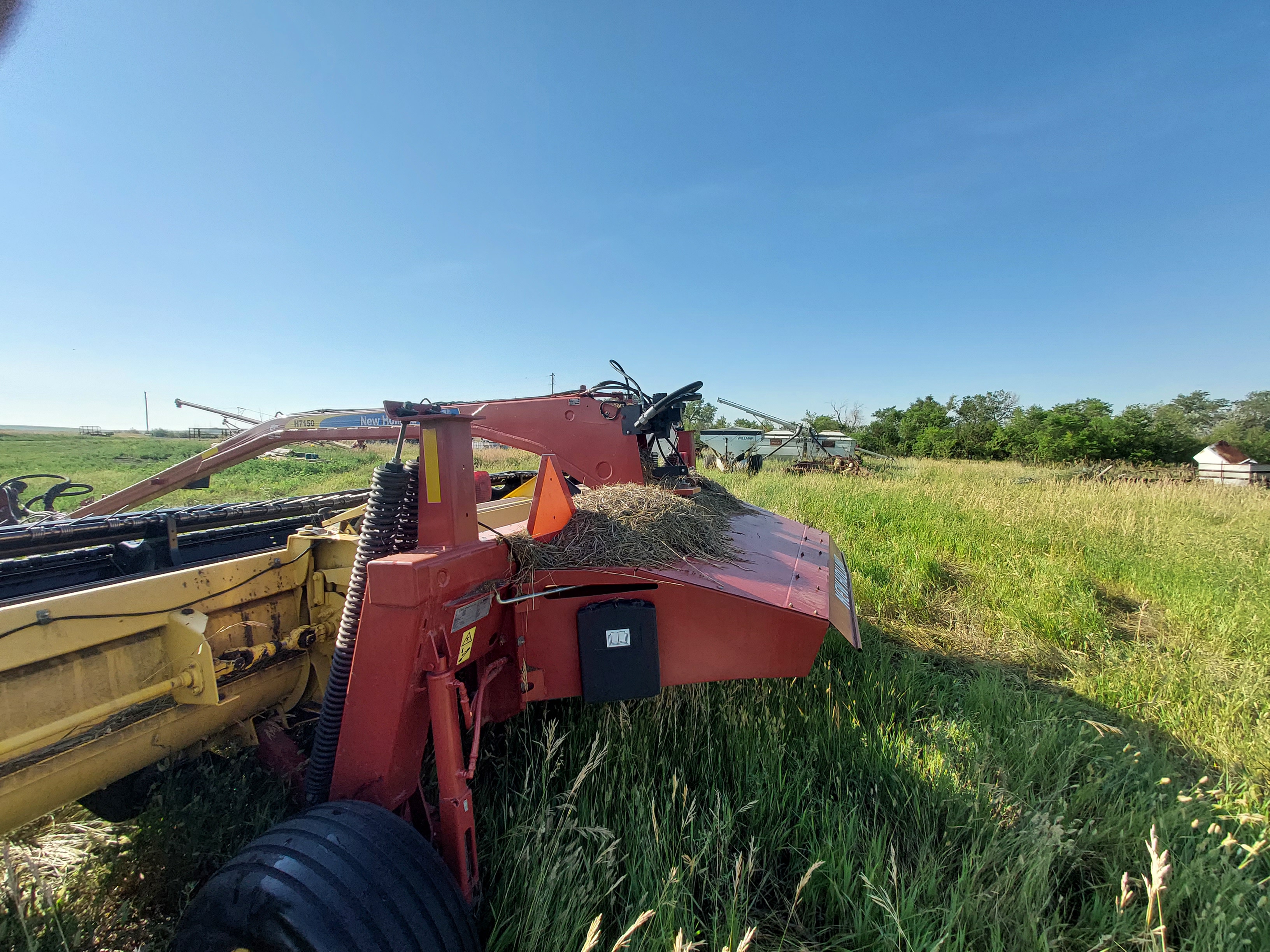 2014 New Holland H7150 Mower Conditioner