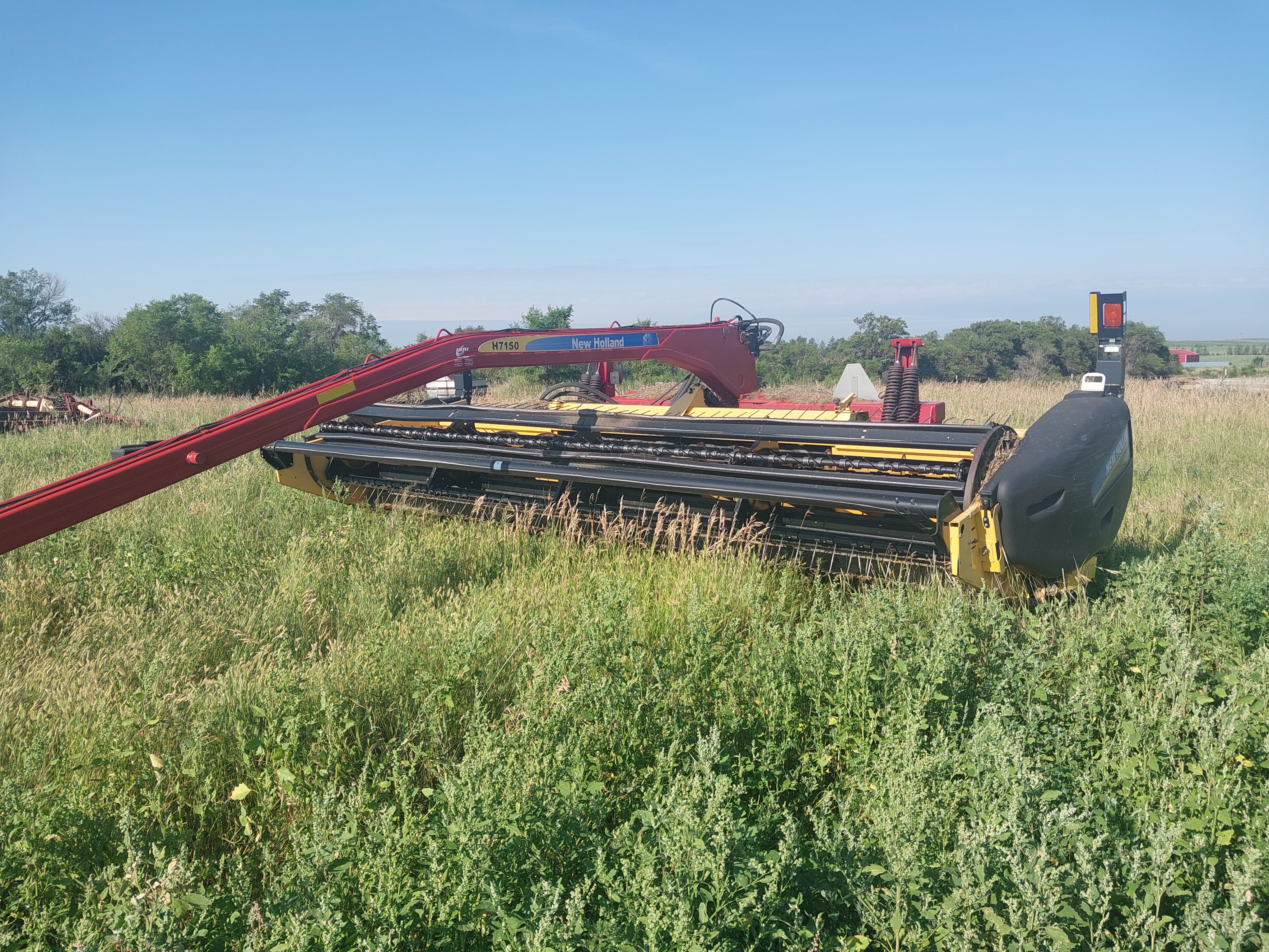 2014 New Holland H7150 Mower Conditioner