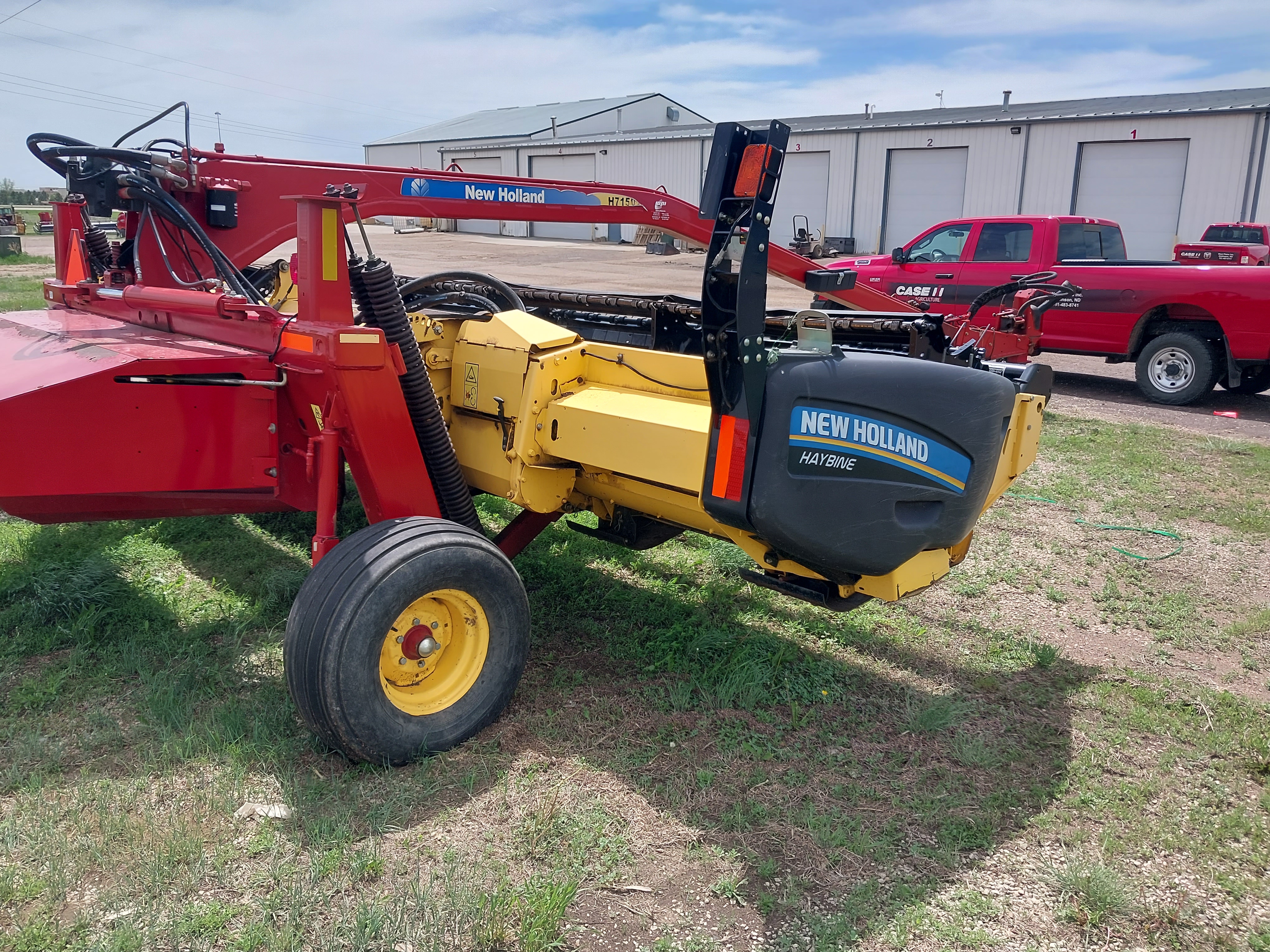 2014 New Holland H7150 Mower Conditioner