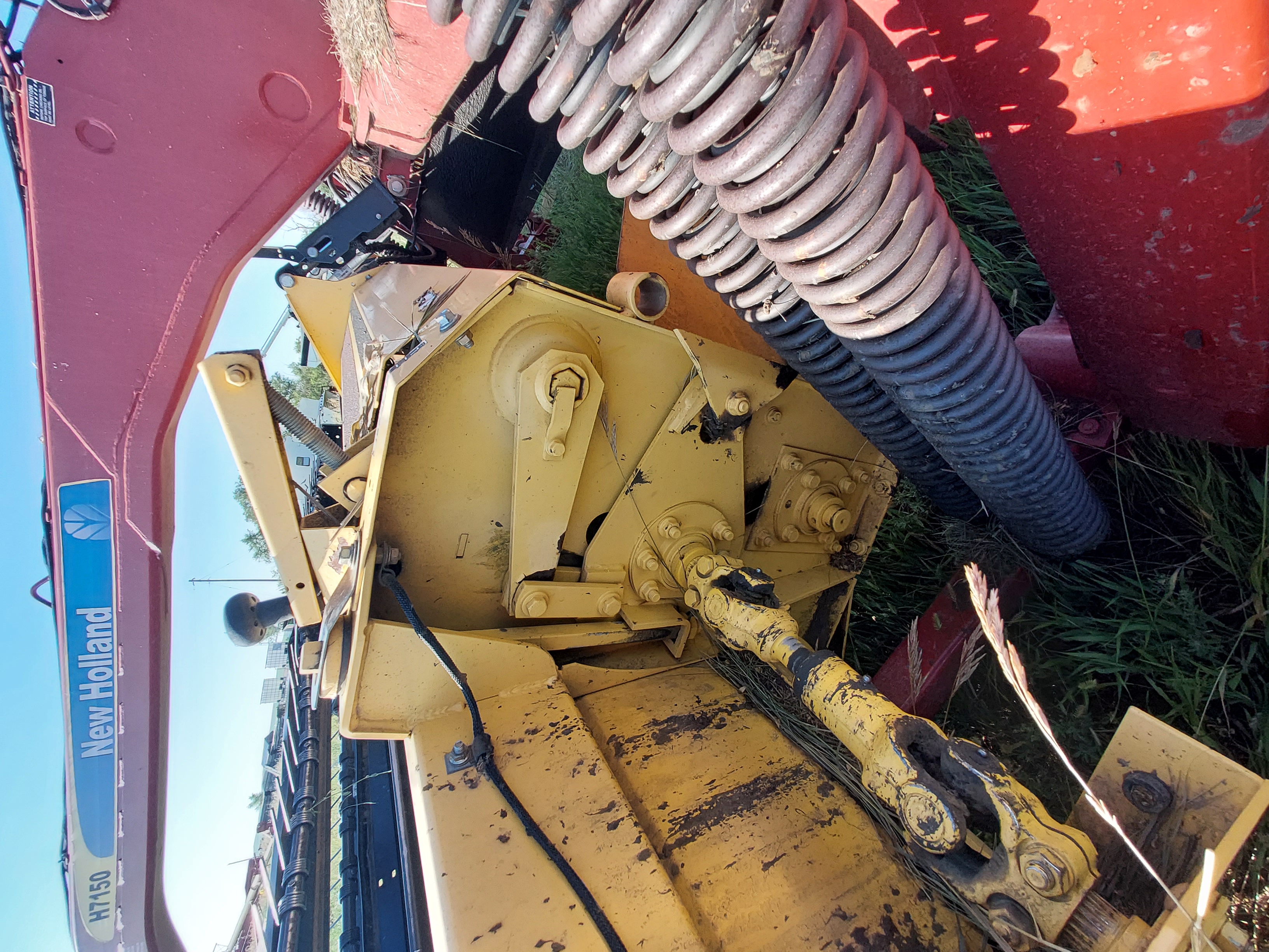 2014 New Holland H7150 Mower Conditioner