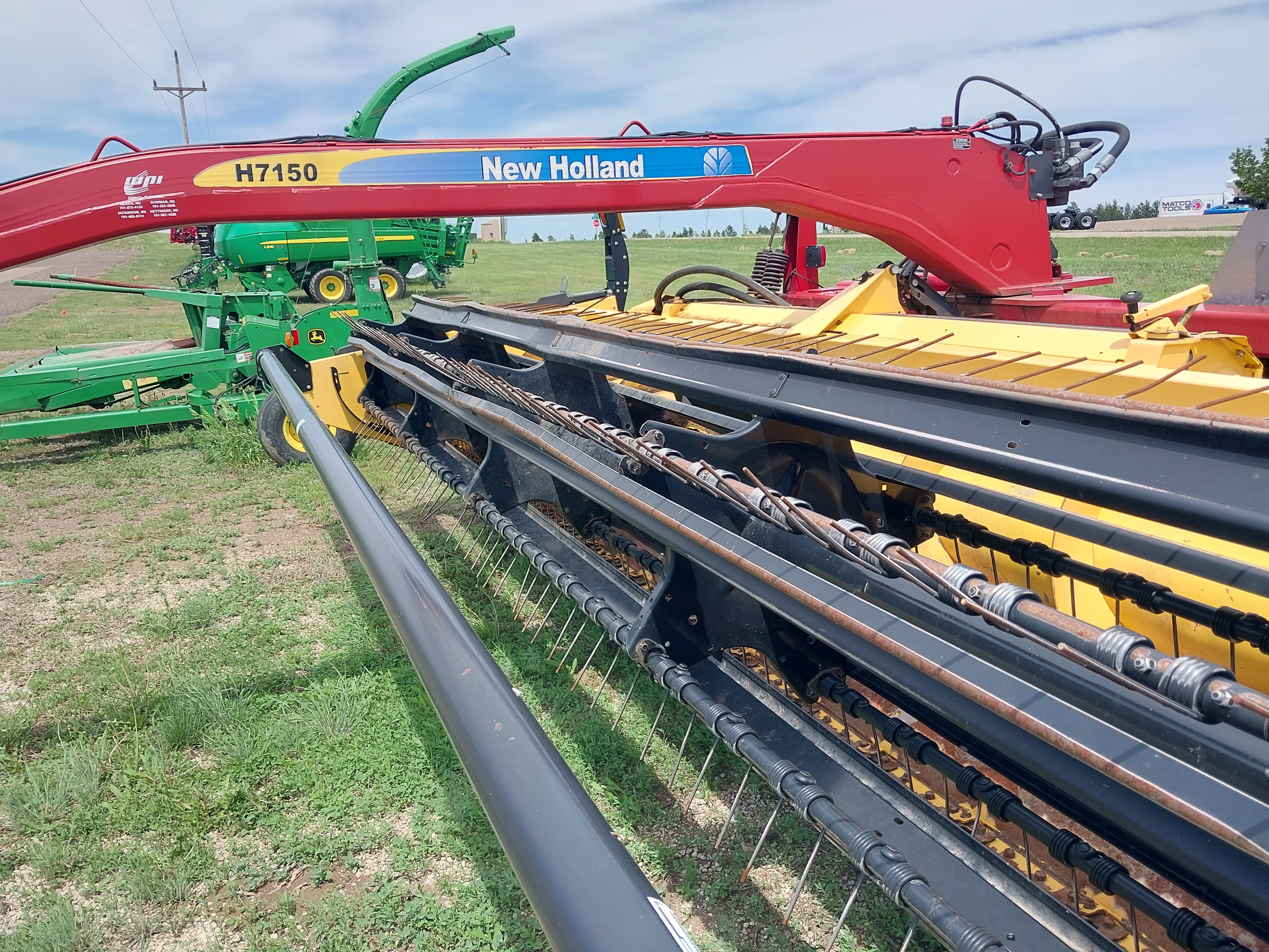 2014 New Holland H7150 Mower Conditioner