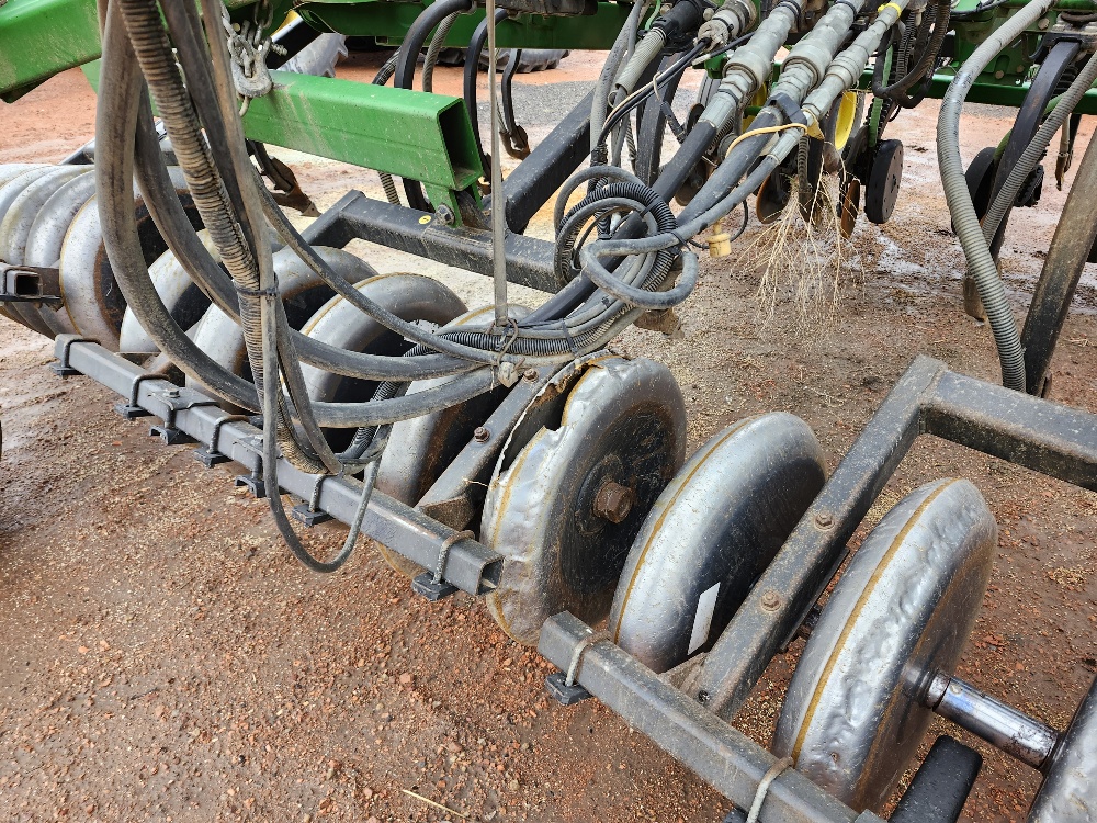 2008 John Deere 1835 Air Drill