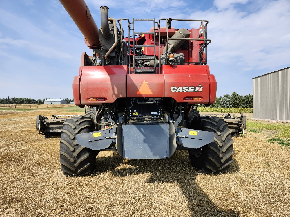 2022 Case IH 8250 Combine