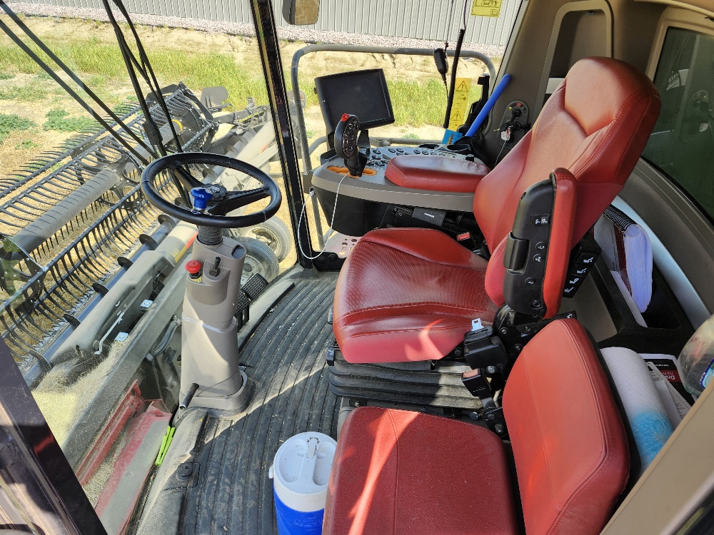 2022 Case IH 8250 Combine