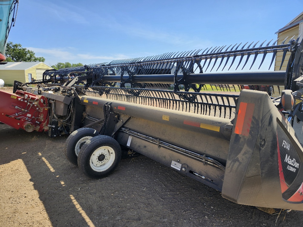 2021 MacDon FD140 Header Combine