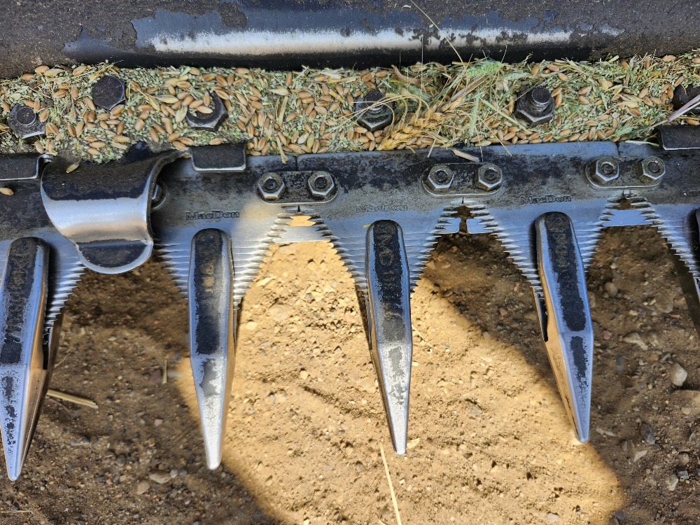 2021 MacDon FD140 Header Combine