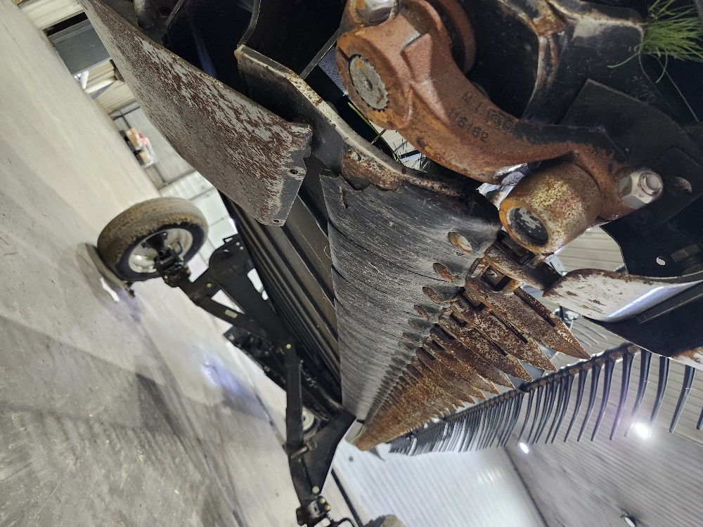 2021 MacDon FD140 Header Draper