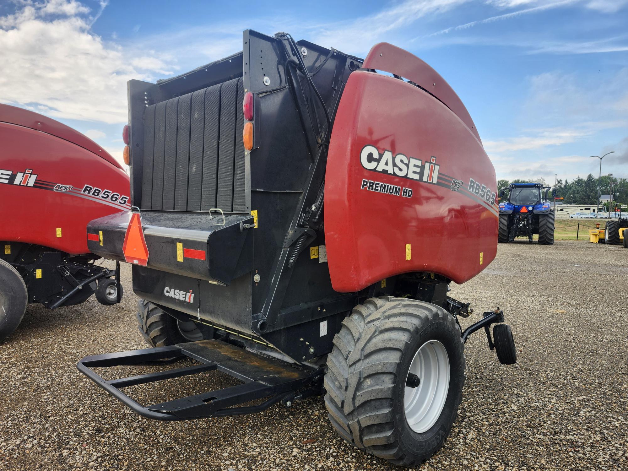 2023 Case IH RB565 Baler/Round